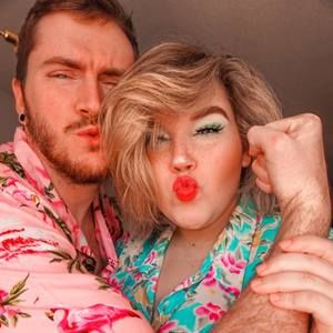 Meet your Posher, Devin